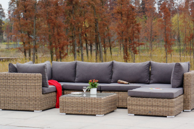 "Лунго" трансформирующийся диван из искусственного ротанга, цвет соломенный